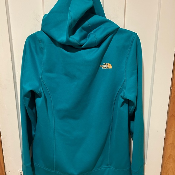 Women’s North Face hoodie - Picture 2 of 8